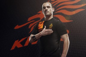 开云综合服务-蛙泳赛场韩国刷新个人排名，韩国蛙泳欣赏视频